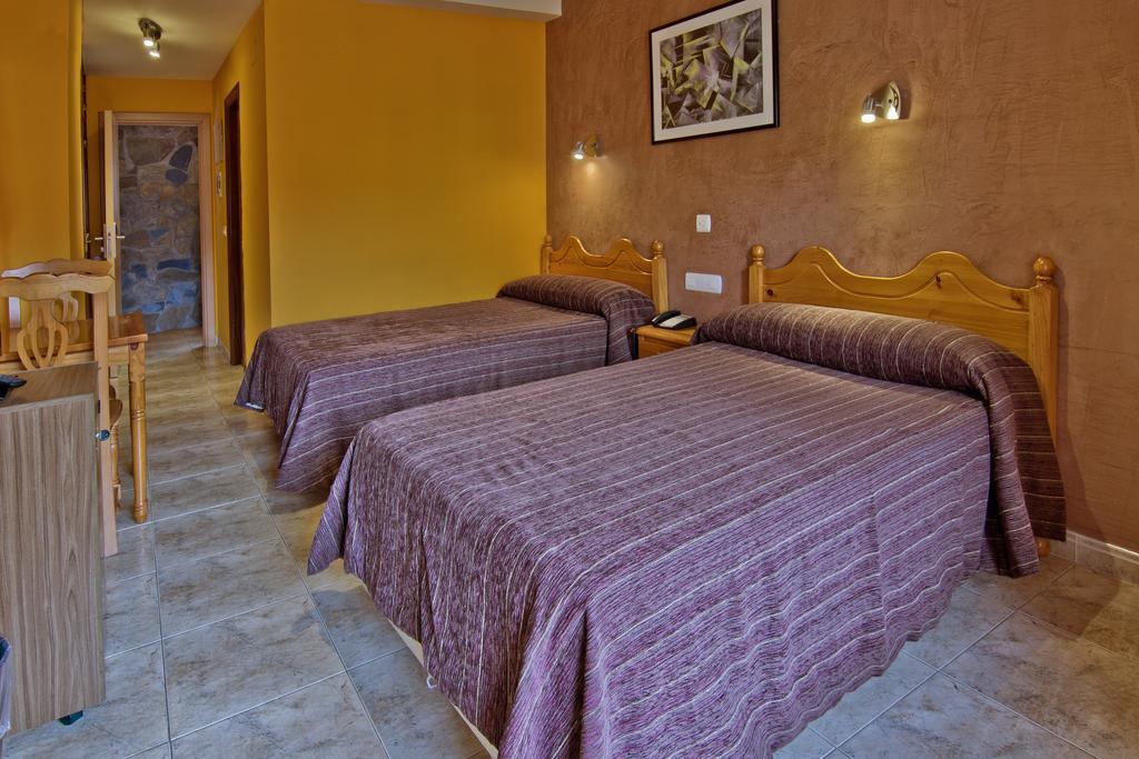 Hotel Dona Blanca Albarracín Room photo